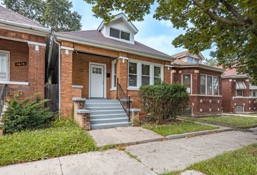 8634 S Laflin St, Chicago, IL, 60620-4803 | Card Image