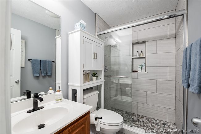4652 Brush College Rd, Home with 4 bedrooms, 3 bathrooms and null parking in Floyds Knobs IN | Image 18