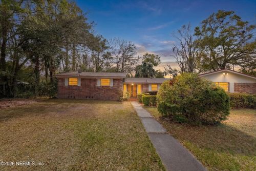 8648 Howell Dr, Jacksonville, FL, 32208-6901 | Card Image