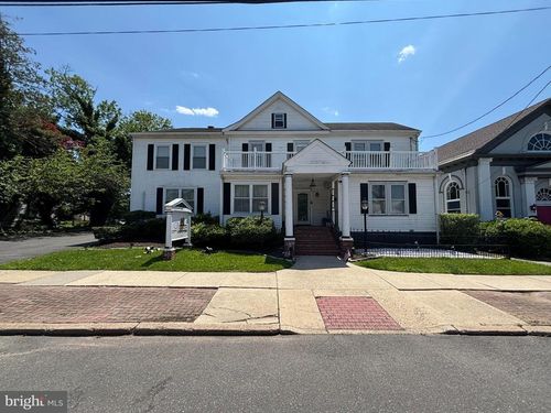 214 W Front St, Florence, NJ, 08518-1321 | Card Image