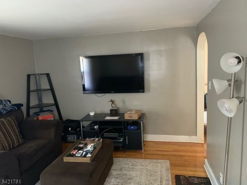 1133 Commerce Ave, Union, NJ, 07083-5092 | Card Image