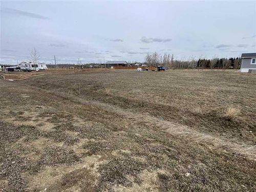 1606 Parakeet Close, Pelican Point, AB, T0B3C0 | Card Image