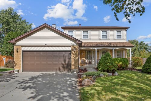 911 Wilma Ln, Elk Grove Village, IL, 60007-3058 | Card Image