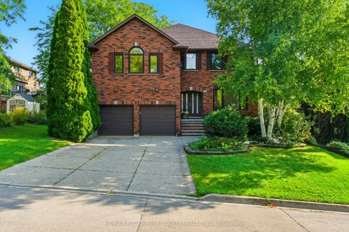 6 Renata Crt, Dundas, ON, L9H6X1 | Card Image