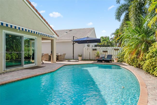 611 Royal Palm Way, House other with 4 bedrooms, 3 bathrooms and null parking in Davie FL | Image 6