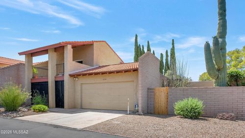 4550 E Camino De Oro, Tucson, AZ, 85718 | Card Image