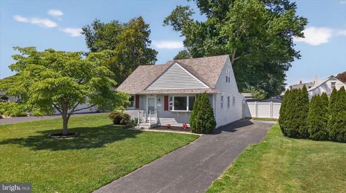 3405 Victor Ave, BROOKHAVEN, PA, 19015-2725 | Card Image