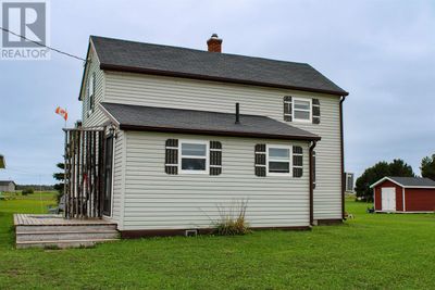 86 Harbour Rd, House other with 2 bedrooms, 1 bathrooms and null parking in Tignish PE | Image 2