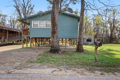 1196 Tom Hempstead Rd, Lucedale, MS, 39452-9418 | Card Image