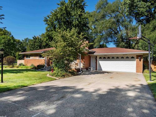 39211 Gary St, Clinton Township, MI, 48036-1537 | Card Image