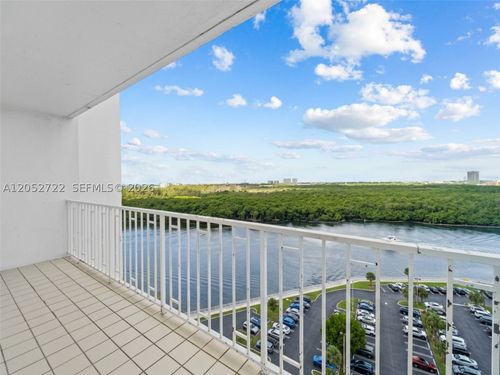 1421-500 Bayview Dr, Sunny Isles Beach, FL, 33160-4778 | Card Image