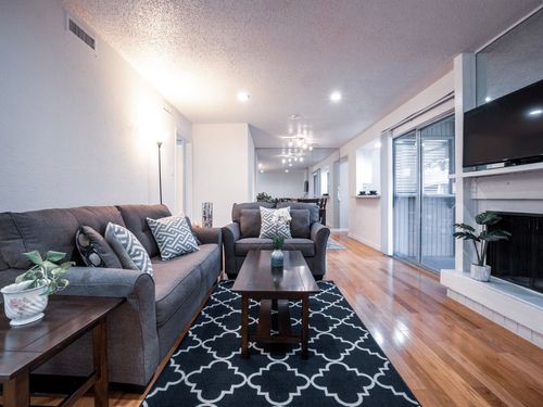 apt-205a-5132 Amesbury Dr, Dallas, TX, 75206-4343 | Card Image