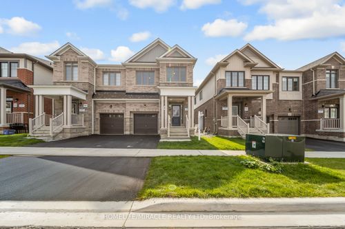 64 Phoenix Blvd, Barrie, ON, L9J0P7 | Card Image