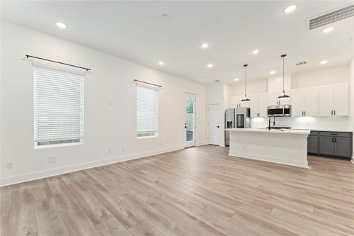 5824 Highland Sky Ln, Houston, TX, 77091-2143 | Card Image