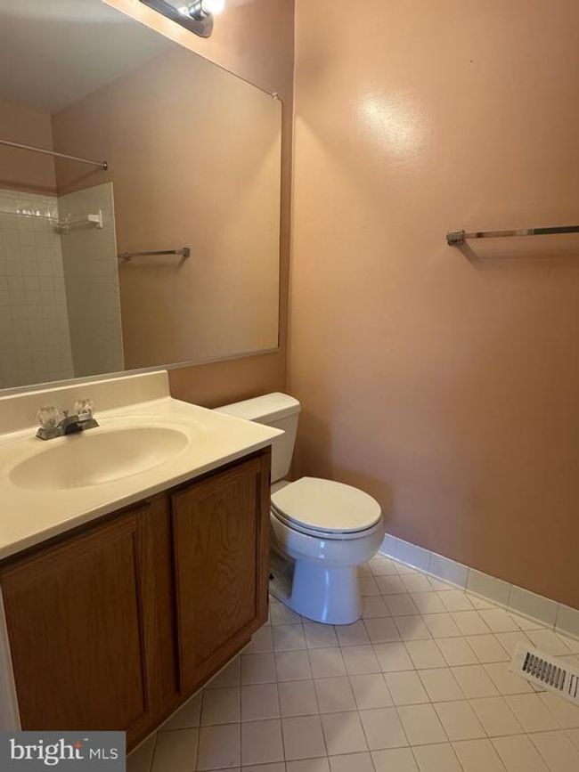 10424 Bermuda Ln, Townhouse with 3 bedrooms, 3 bathrooms and null parking in MANASSAS VA | Image 20