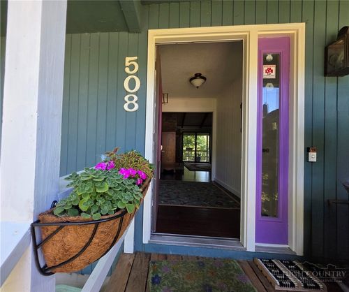 508 Laurel Ln, Newland, NC, 28657-8809 | Card Image
