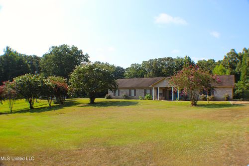 598 Paradise Rd, Bentonia, MS, 39040-9255 | Card Image