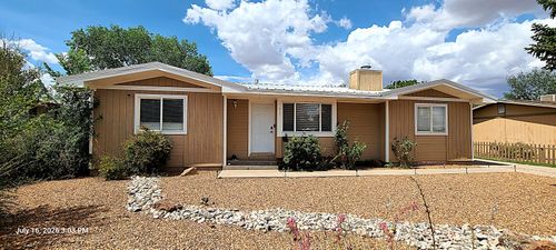 211 Roosevelt Ave, Moriarty, NM, 87035 | Card Image