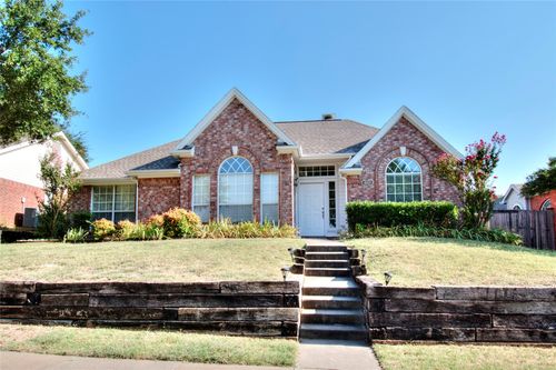8221 Edgewater Dr, Frisco, TX, 75034-5514 | Card Image