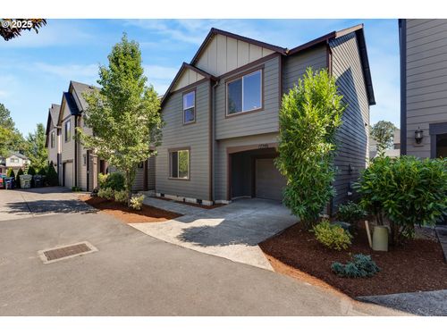 17748 Sw Breda Ct, Beaverton, OR, 97003-4516 | Card Image
