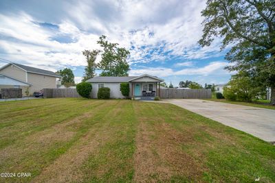 706 Alabama Avenue, House other with 3 bedrooms, 1 bathrooms and null parking in Lynn Haven FL | Image 1