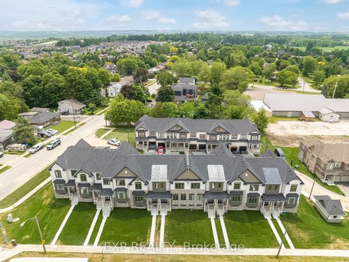 31 Shand Lane, Port Perry, ON, L9L0C7 | Card Image