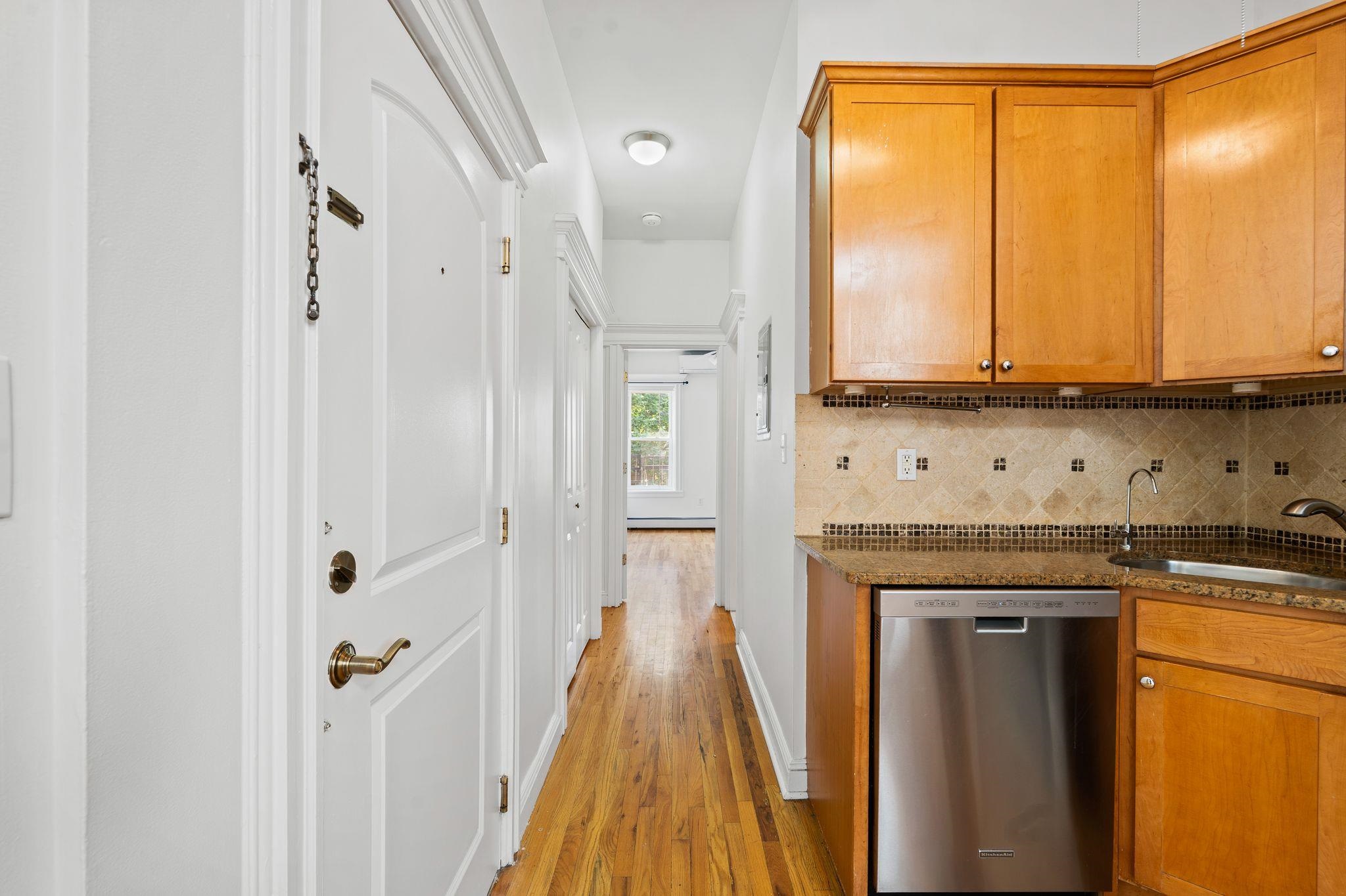 Residential in JC, Downtown 5
