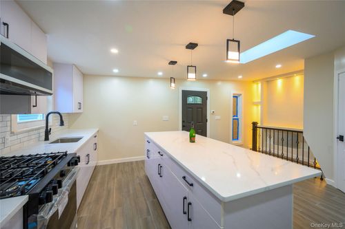 23 79th St, East Elmhurst, NY, 11370-1512 | Card Image