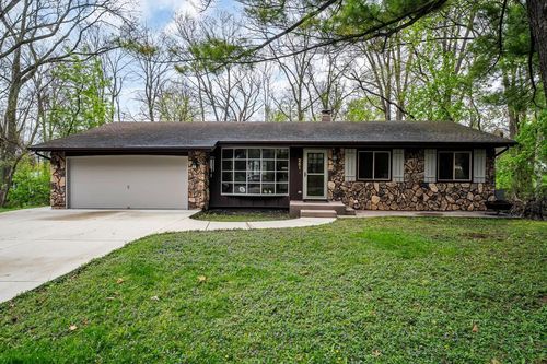 251 Frost Drive, Williams Bay, WI, 53191 | Card Image