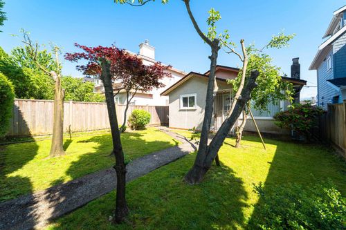3089 E 1st Ave, Vancouver, BC, V5M1B3 | Card Image