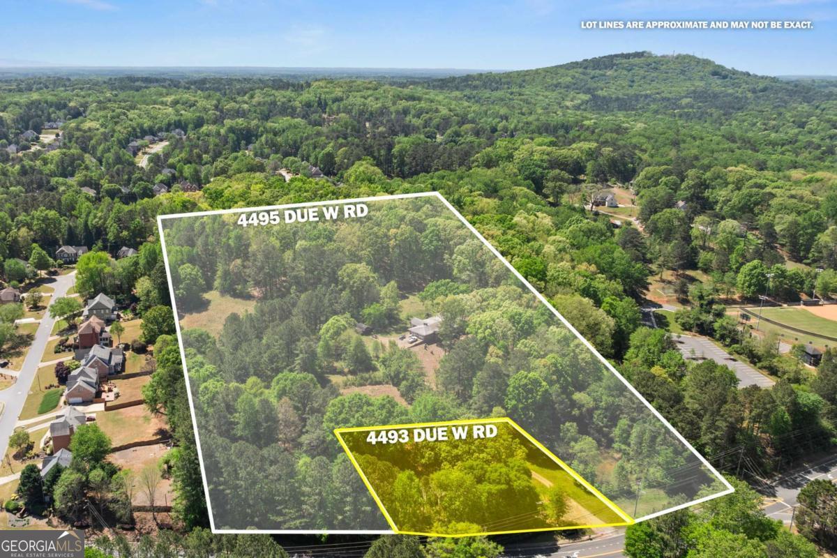 Land in Kennesaw