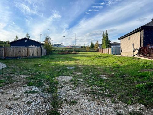 125 Shalestone Pl, Fort Mcmurray, AB, T9K0T5 | Card Image