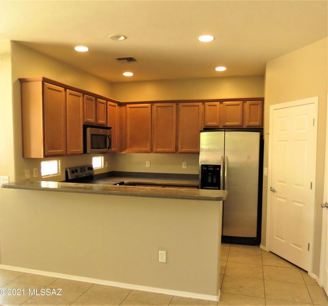 Kitchen | Image 6