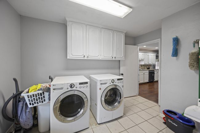 1507 Greenbrier Dr, House other with 4 bedrooms, 3 bathrooms and null parking in Sherman TX | Image 28