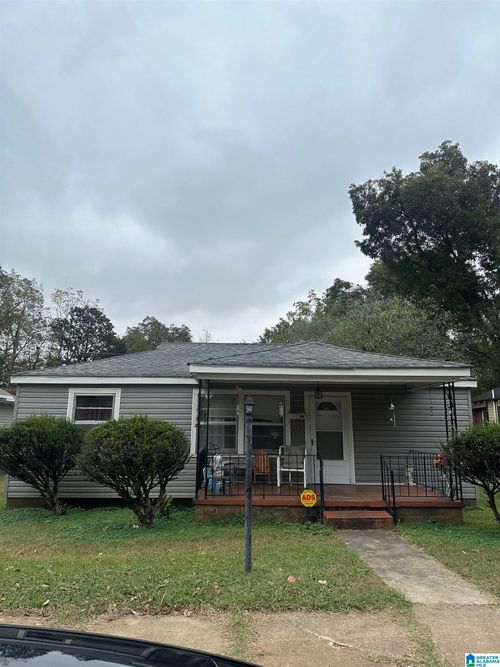 833 Jackson Blvd, TARRANT, AL, 35217-2940 | Card Image