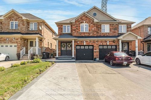 67 Roundstone Dr, Brampton, ON, L6X0K4 | Card Image