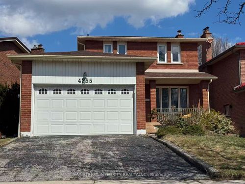 4255 Wakefield Cres, Mississauga, ON, L5C4M5 | Card Image