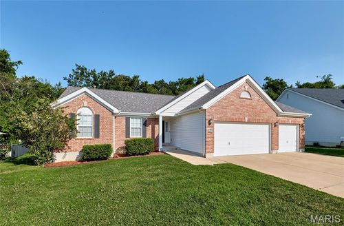 1225 Woodside Dr, Arnold, MO, 63010-6501 | Card Image