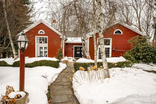 132 Honeywell Ln, Hyde Park, NY, 12538-2626 | Card Image