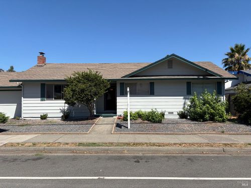 928 Middle Rincon Rd, Santa Rosa, CA, 95409-2646 | Card Image