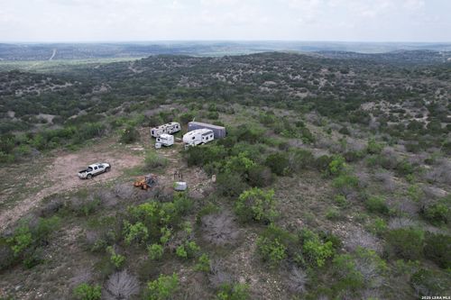 896 Sd 45730, Rocksprings, TX, 78880 | Card Image