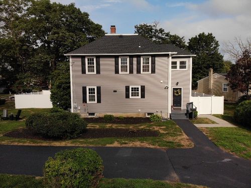 6 Larkspur Rd, Warwick, RI, 02886-1923 | Card Image