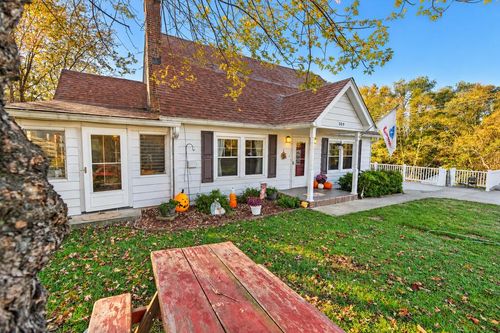 309 Water St, Hillsville, VA, 24343 | Card Image