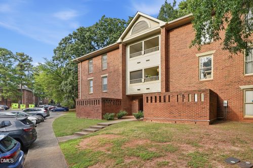 3512 Ivy Commons Drive, Raleigh, NC, 27606 | Card Image