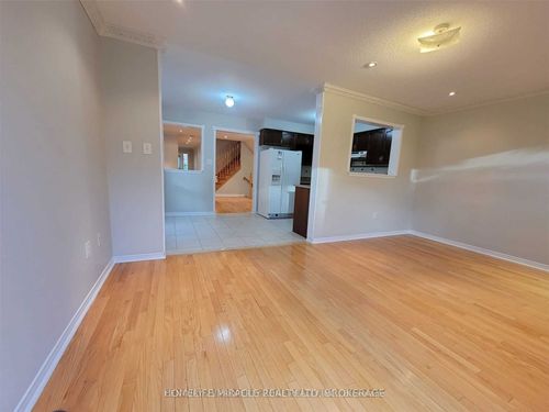 8 Galtee Rd, Brampton, ON, L6X0J8 | Card Image