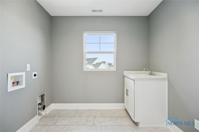 105 Kinloch Drive, House other with 4 bedrooms, 4 bathrooms and 2 parking in Perrysburg OH | Image 36
