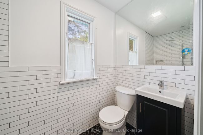 360 Ashworth Rd, House other with 6 bedrooms, 7 bathrooms and 25 parking in Zephyr ON | Image 19