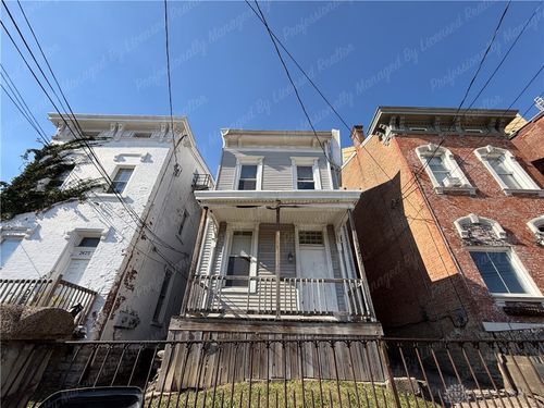 2427 Vine St, Cincinnati, OH, 45219-1755 | Card Image