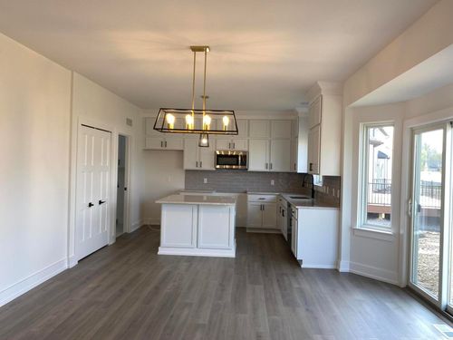 7-728 Britt Circle Circle, Dundee Village, MI, 48131 | Card Image