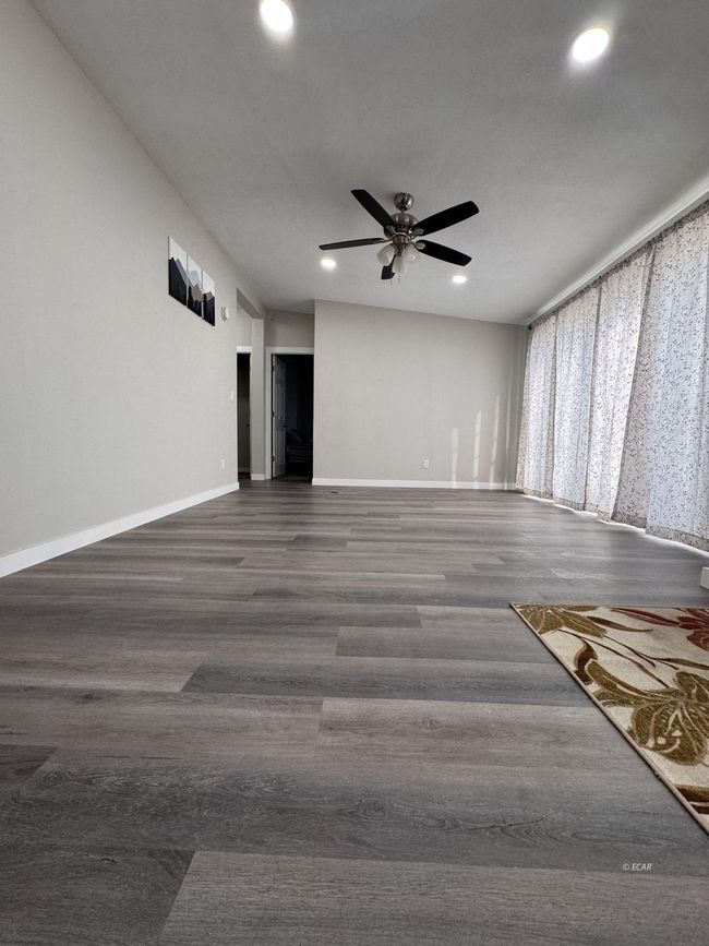 466 Castlecrest Dr, House other with 3 bedrooms, 2 bathrooms and null parking in Spring Creek NV | Image 7